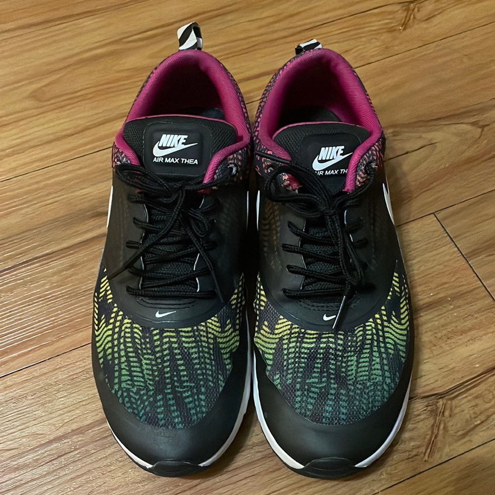 Nike Air Max Thea Multicolor Design
